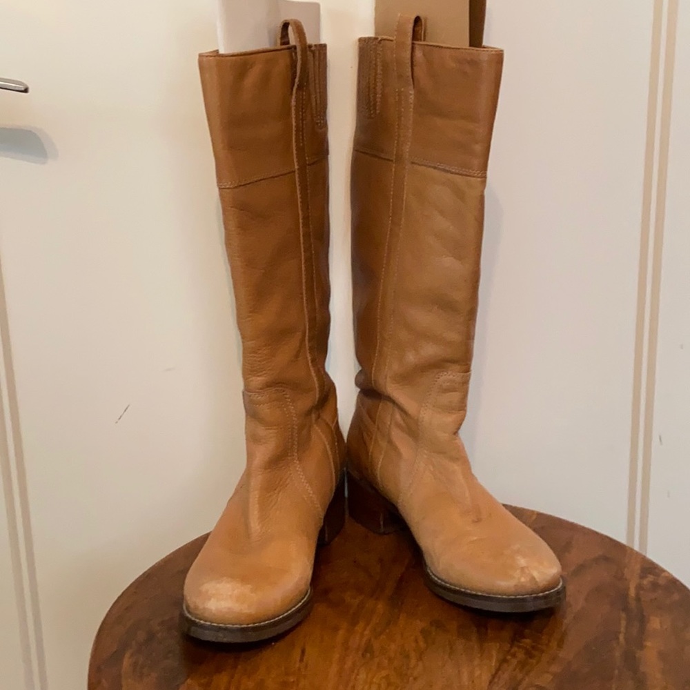 Lucky Brand leather boots Size 7-tan